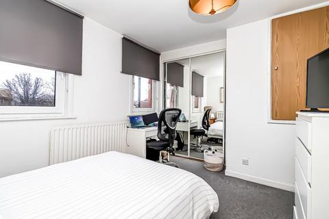 3 bedroom terraced house for sale, Highland Road, Southsea
