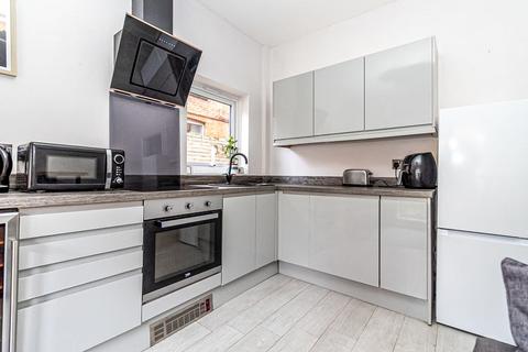 1 bedroom ground floor flat for sale, Victoria Road North, Southsea