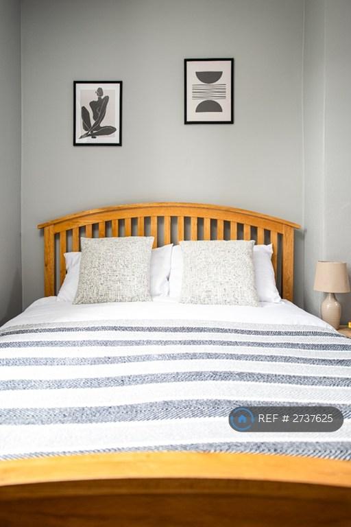 Room 6- £750