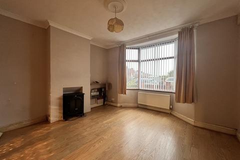 3 bedroom semi-detached house for sale, Lewisham Road, Gloucester, GL1 5EL