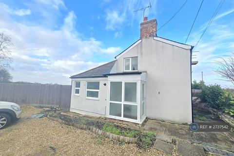 3 bedroom semi-detached house to rent, Broad Town, Broad Town, Swindon, SN4