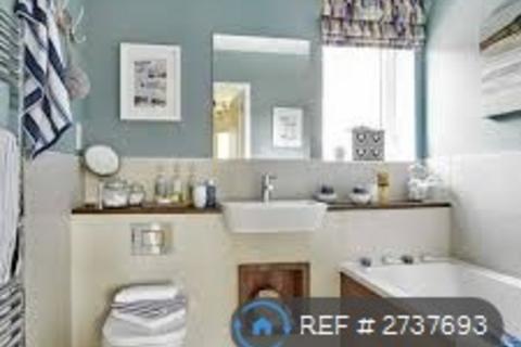 3 bedroom detached house to rent, St Lukes Way, Runwell, SS11