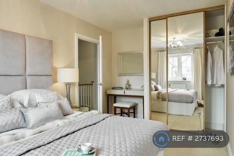 3 bedroom detached house to rent, St Lukes Way, Runwell, SS11