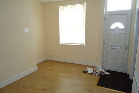 4 bedroom terraced house to rent, Linden Street, Leeds LS11