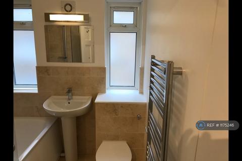 2 bedroom flat to rent, Elliot's Row, Elephant & Castle, London, SE11