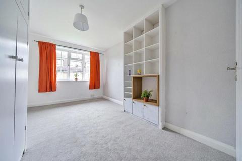 undefined, Grosvenor Court, , New Inn Lane