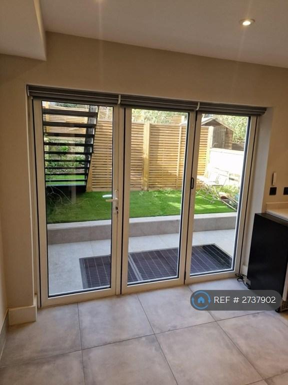 Kitchen To Garden Area