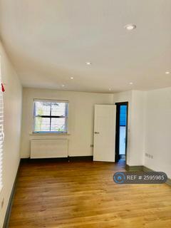 undefined, Queens Rd, East Grinstead, RH19