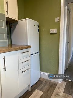 2 bedroom terraced house to rent, Erddig Road, Wrexham, LL13