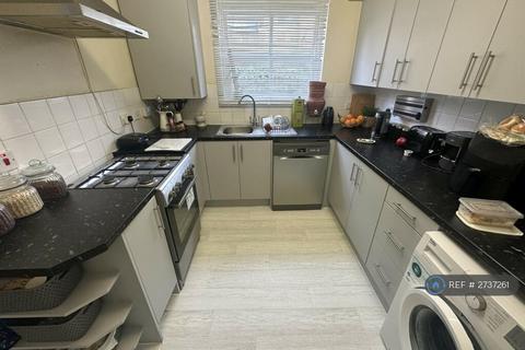 3 bedroom end of terrace house to rent, Edison Drive, Wembley, HA9