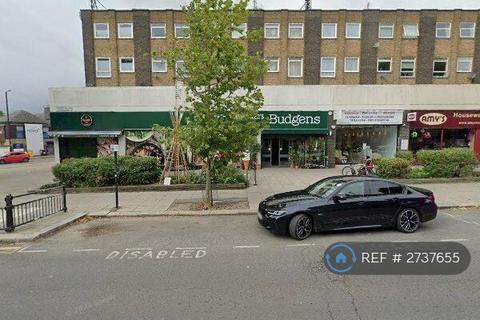 3 bedroom flat to rent, East End Road, London, N2