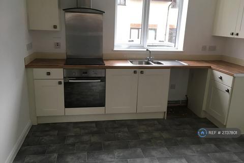 1 bedroom maisonette to rent, Owlsmoor Road, Owlsmoor, Sandhurst, GU47