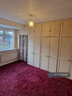 2 bedroom maisonette to rent, Berkley Close, Ruislip, HA4