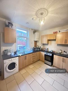 2 bedroom terraced house to rent, Second Avenue, Bolton, BL1