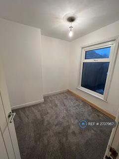 3 bedroom terraced house to rent, Worsley Road, Farnworth, Bolton, BL4