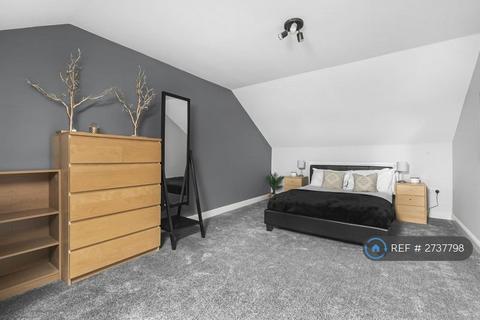 undefined, The Pulse, Colnbrook, Slough, SL3