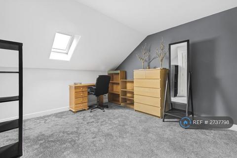 undefined, The Pulse, Colnbrook, Slough, SL3