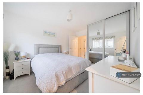 2 bedroom flat to rent, Orchard Drive, Kempston, Bedford, MK42