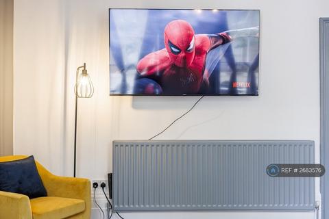 2 bedroom flat to rent, Swinton Street, London, WC1X