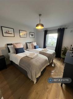 2 bedroom flat to rent, Gresse Street, London, W1T