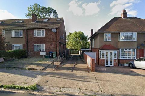 undefined, Braemar Avenue, Wembley HA0