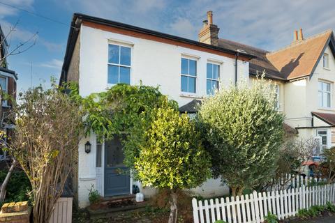 Weston Park, Thames Ditton, Surrey, KT7