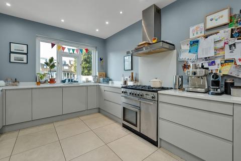 4 bedroom detached house for sale, Weston Park, Thames Ditton, Surrey, KT7