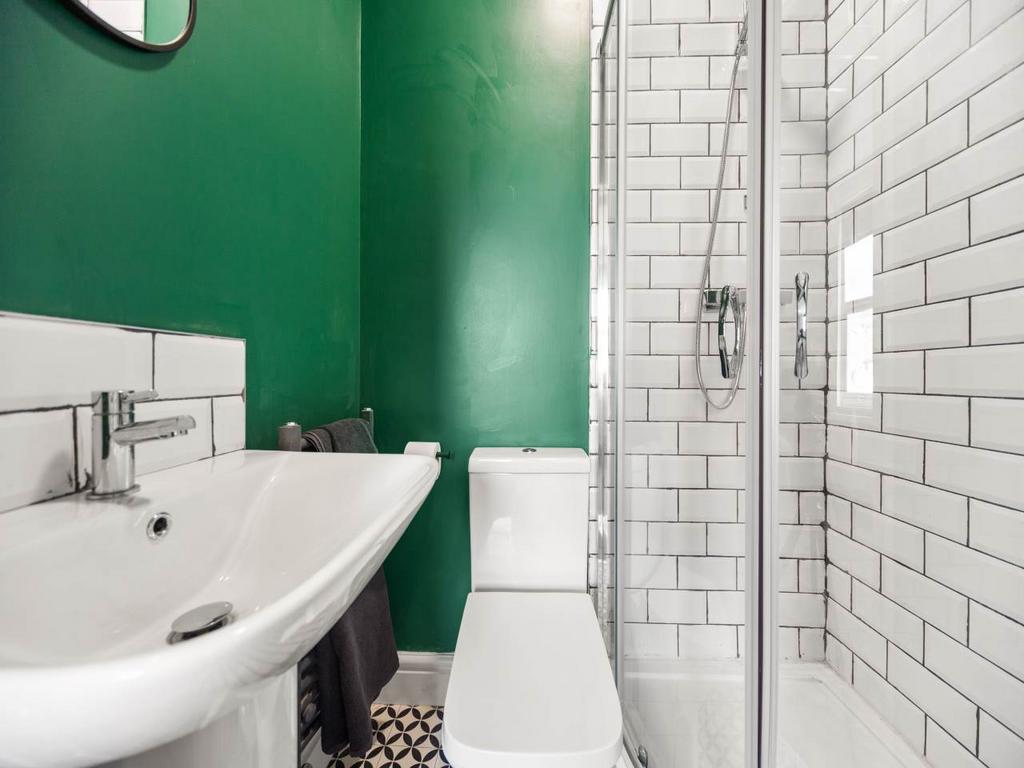 264 Stanningley Road-1