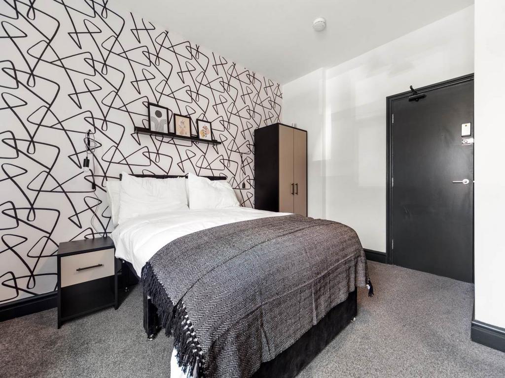264 Stanningley Road-1
