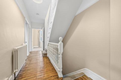 4 bedroom maisonette to rent, Kingston Road, Wimbledon Chase, London, SW20 8JP