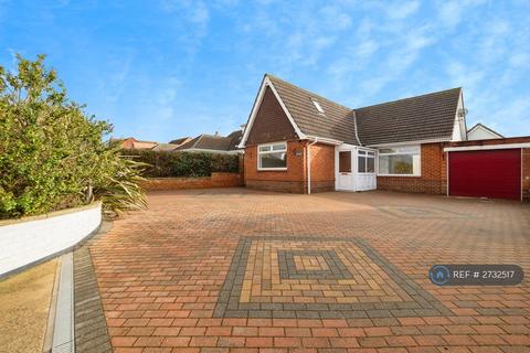 4 bedroom detached house to rent, Hulham Road, Exmouth, EX8