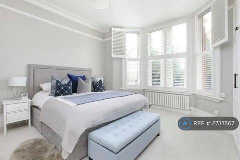 2 bedroom flat to rent, Alderbrook Road, London, SW12