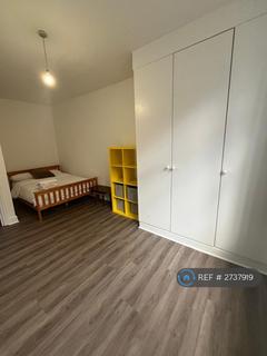 undefined, Seven Sisters Road, London, N4