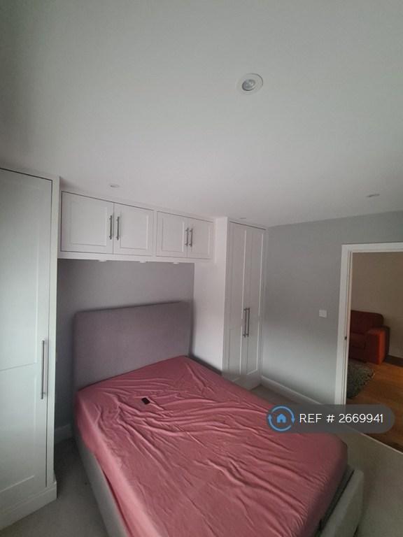 Bedroom Wardrobes