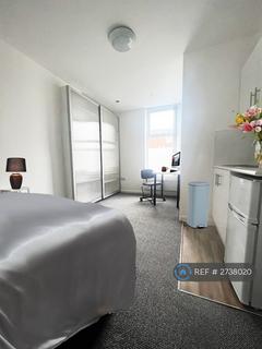 1 bedroom in a house share to rent, Markham Street, Wakefield, WF2