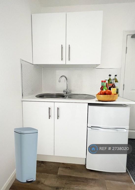 Sink And Storage
