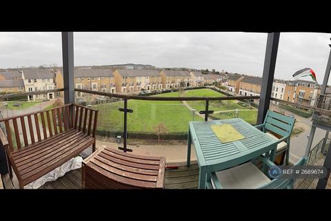 3 bedroom flat to rent, Hyde Lodge, West Drayton, UB7