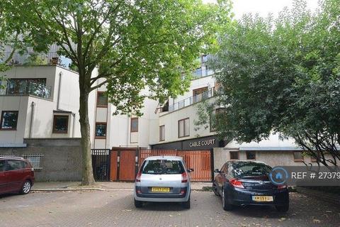2 bedroom flat to rent, Cable Court, London, SE16