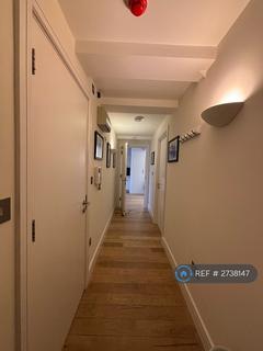 3 bedroom flat to rent, Drummond Street, London, NW1
