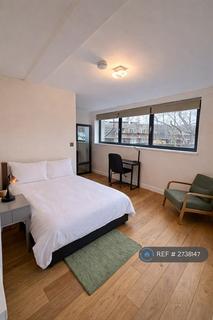 3 bedroom flat to rent, Drummond Street, London, NW1