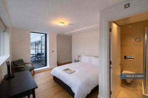 3 bedroom flat to rent, Drummond Street, London, NW1
