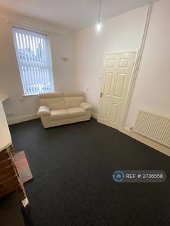 3 bedroom terraced house to rent, Hoult Street, Derby, DE22