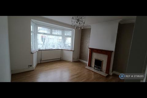 4 bedroom semi-detached house to rent, Nathans Road, Wembley, HA0