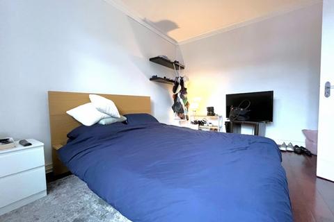 3 bedroom flat to rent, Paddington, London NW8