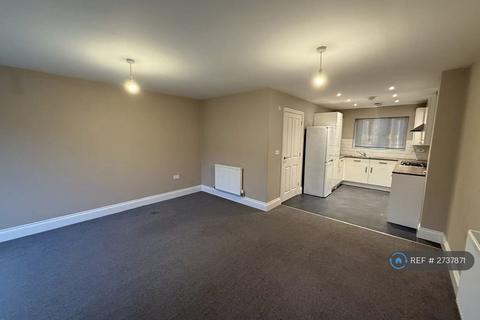 3 bedroom semi-detached house to rent, John Brooks Avenue, Smethwick, B66