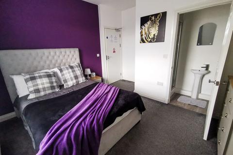 1 bedroom in a house share to rent, Room 5, Hungerford Road, Crewe, CW1