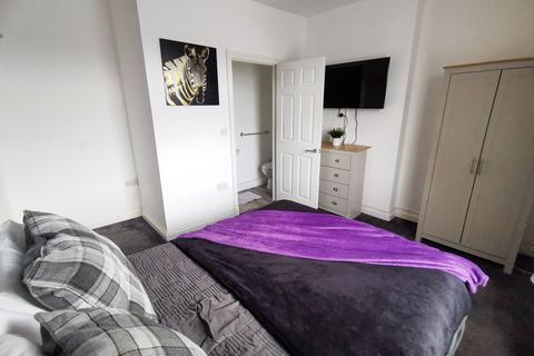 1 bedroom in a house share to rent, Room 5, Hungerford Road, Crewe, CW1