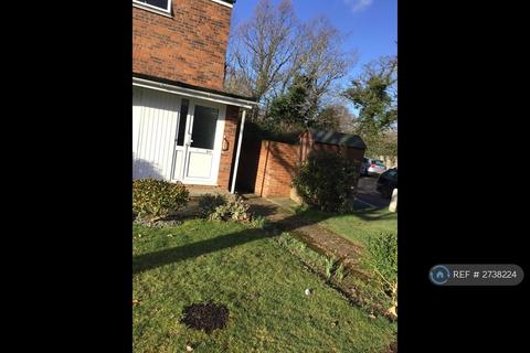 3 bedroom maisonette to rent, Paddock Wood, Tunbridge Wells, TN12