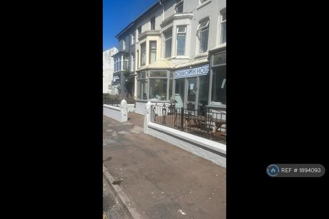 1 bedroom in a house share to rent, Barton Avenue, Blackpool, FY1