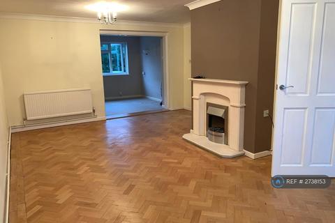 undefined, Ravensbourne Drive, Chelmsford, CM1